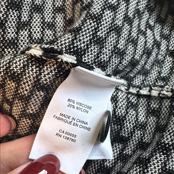 RW&Co cardigan - Picture 7 of 11